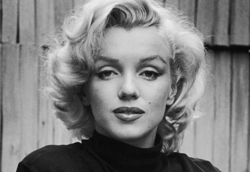 A black and white photo of Marilyn Monroe